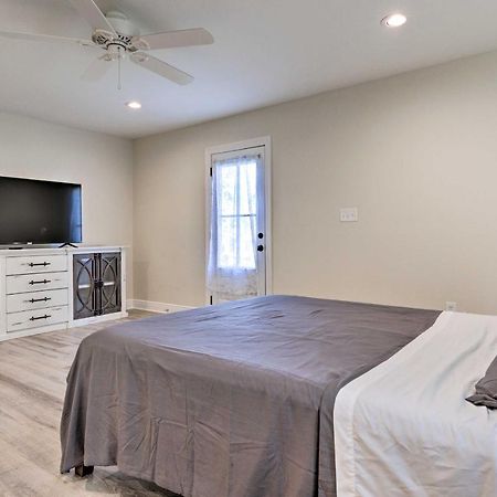Spacious Gulfport Home With Yard 1 Mi To Beach Exterior photo